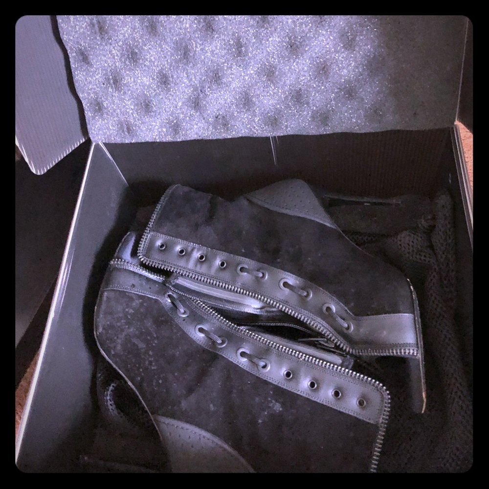 Limited edition hm x Alexander wang black booties